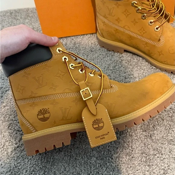 Louis Vuitton X Timberland Boots - Picture 2 of 14